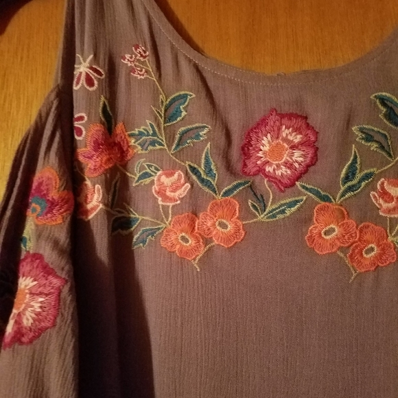 Tunic - Picture 2 of 5